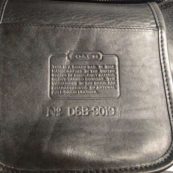 Vintage Coach Maggie 9019 Black Duffle Crossbody Purse - Picture 3 of 15
